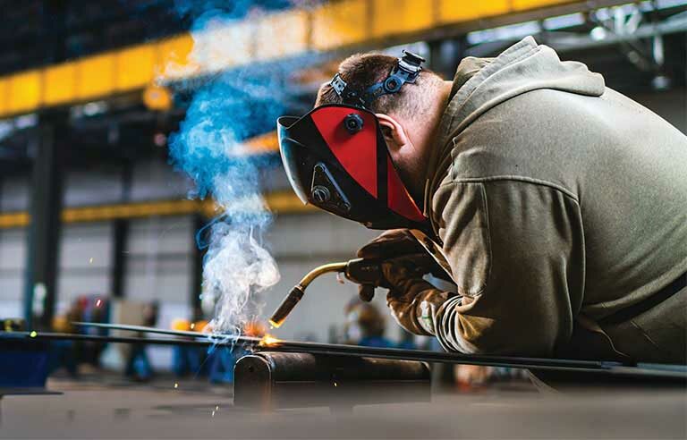 prevent-overexposure-to-welding-fumes-and-gases-2020-12-20-safety