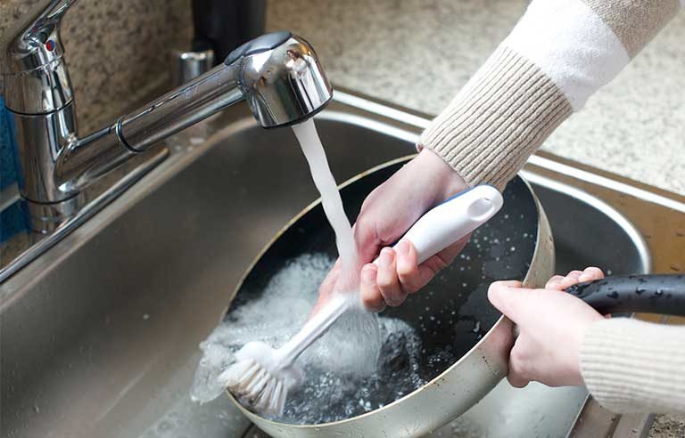 Silicone dish scrubbers: because I'm tired of being told kitchen sponges  are gross - Boing Boing